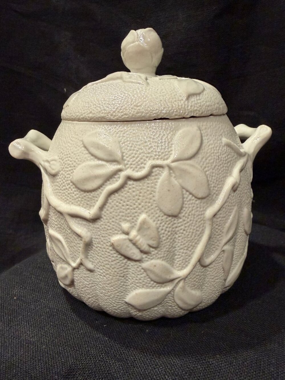 Wedgewood Drabware Beige Cream Covered Sugar Butterflies Rose Squirrels